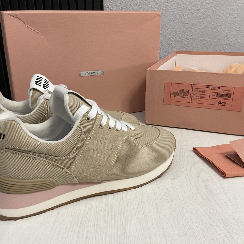 Miu Miu Sneakers - Picture 5 of 12